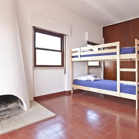 Lost Caparica Surf House Отель типа 