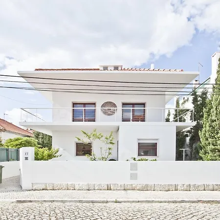 Lost Caparica Surf House Кошта-да-Капарика