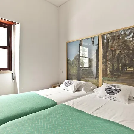 Lost Caparica Surf House Alojamento de Acomodação e Pequeno-almoço Costa da Caparica